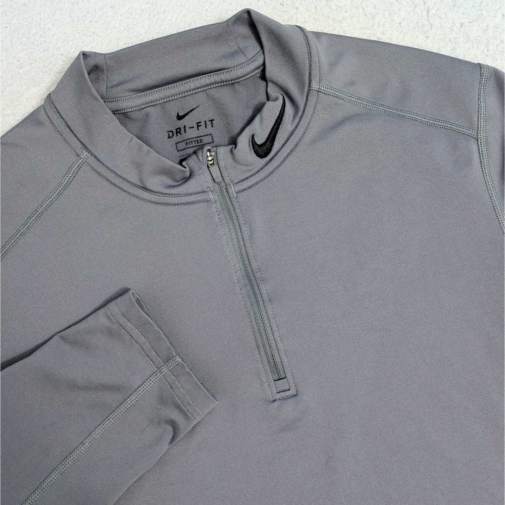 Mens L Nike Dri-Fit Gray 1/4 Zip FITTED Stretch Longsleeve Training Shirt